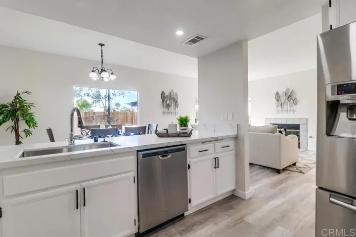 2575 Manzana Way, San Diego, California 92139