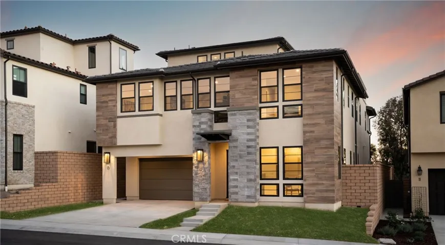 4 bedroom, 5.5 bathroom home