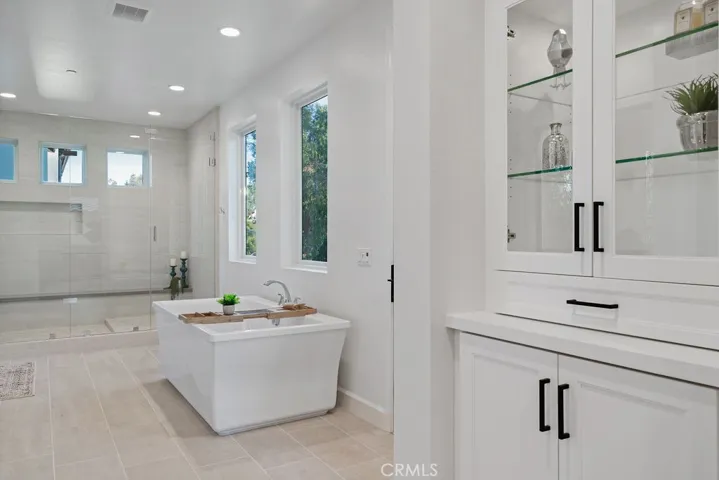13 Alessio, Lake Forest, California 92630
