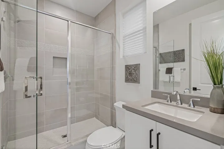 Walk in Shower with Quartz counter top, Moen Voss bathroom Fixtures