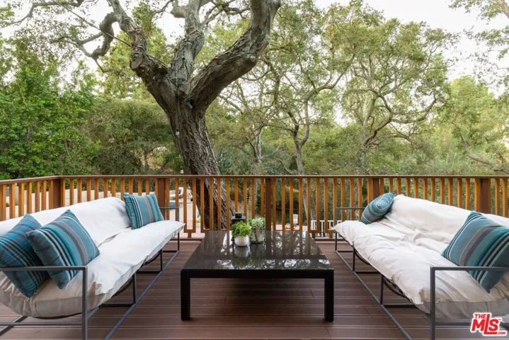 3841 Keswick Road, La Canada Flintridge, California 91011