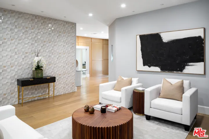 3841 Keswick Road, La Canada Flintridge, California 91011