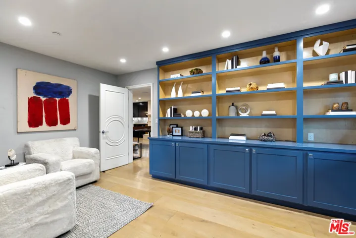 3841 Keswick Road, La Canada Flintridge, California 91011