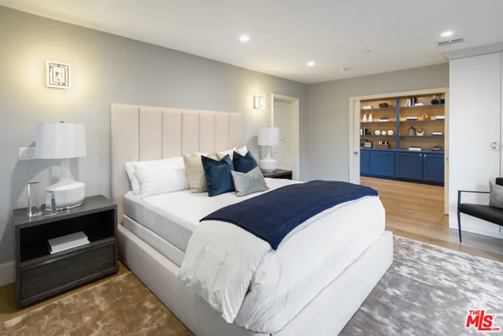3841 Keswick Road, La Canada Flintridge, California 91011
