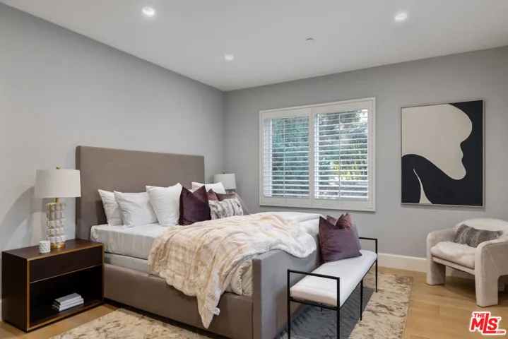 3841 Keswick Road, La Canada Flintridge, California 91011