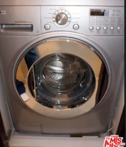 In unit washer/dryer