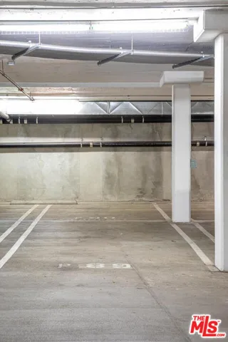  tandem parking spaces