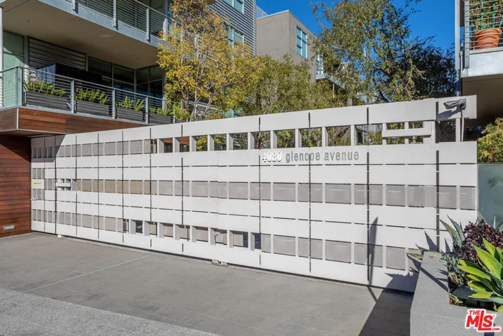 Main gate to Gallery Lofts