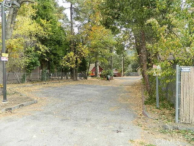 23739 Lake Drive, Crestline, California 92325