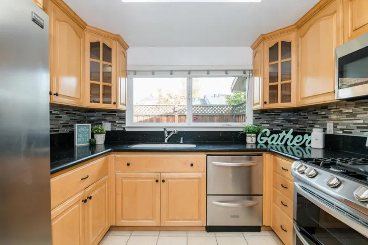 1375 Pinehurst Square, San Jose, California 95117