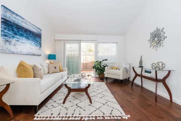 1375 Pinehurst Square, San Jose, California 95117