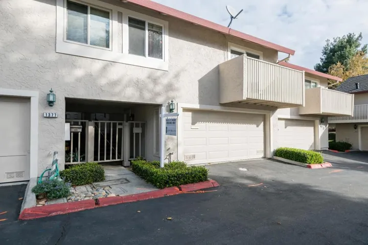 1375 Pinehurst Square, San Jose, California 95117