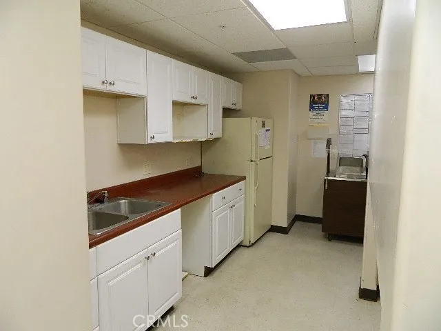 23739 Lake Drive, Crestline, California 92325