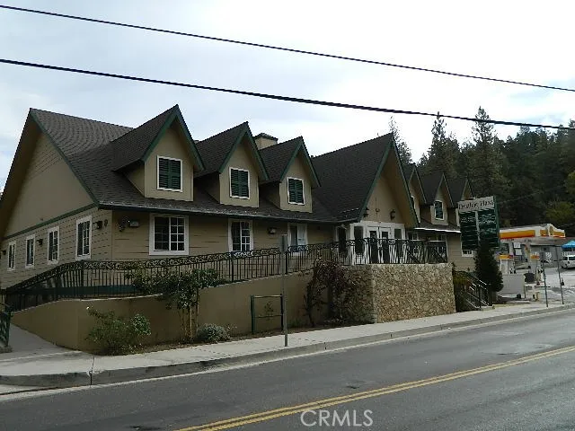 23739 Lake Drive, Crestline, California 92325