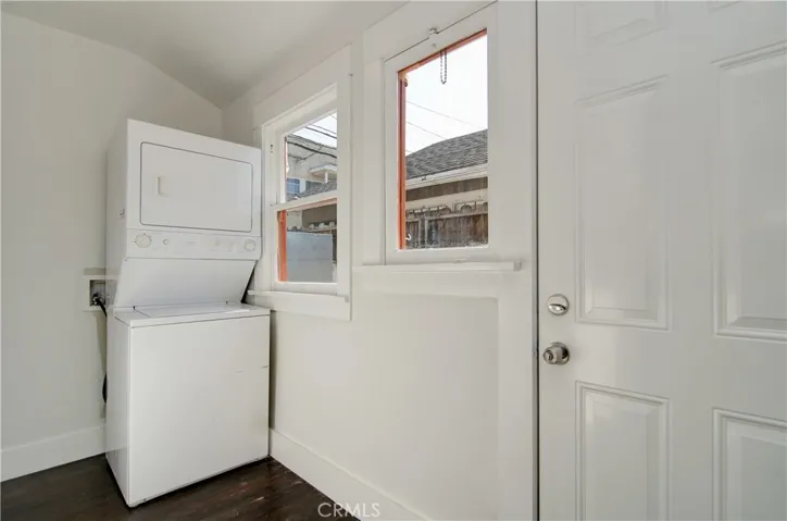 630 W 9th Street, Long Beach, California 90813