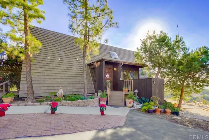 9345 Crest Drive, Spring Valley, California 91977