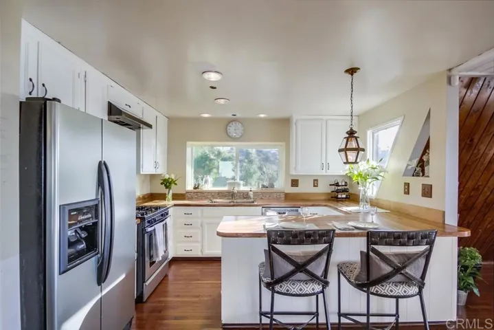 9345 Crest Drive, Spring Valley, California 91977