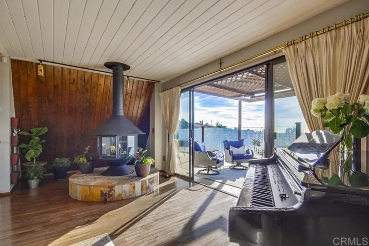 9345 Crest Drive, Spring Valley, California 91977