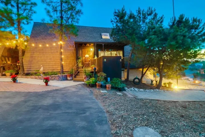 9345 Crest Drive, Spring Valley, California 91977
