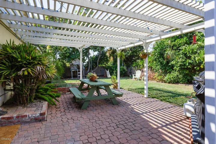 333 Broderick Ave Ventura CA-MLS_Size-01