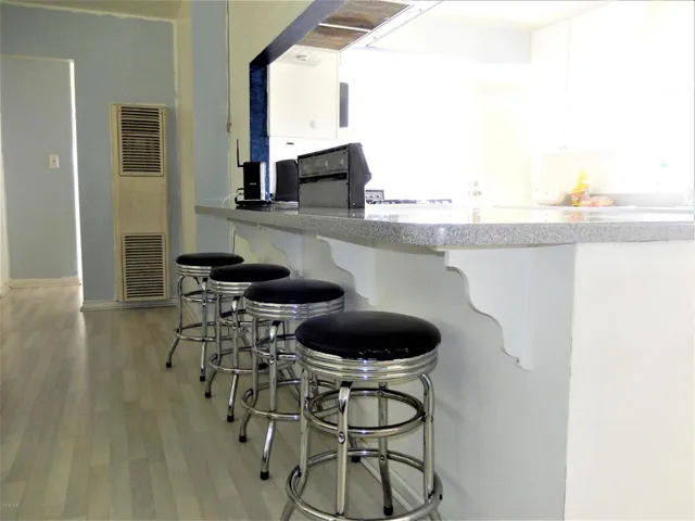 Breakfast Bar