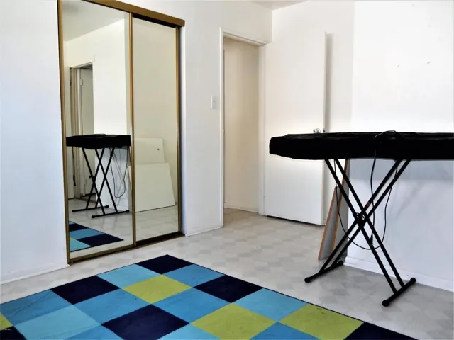 Bedroom2