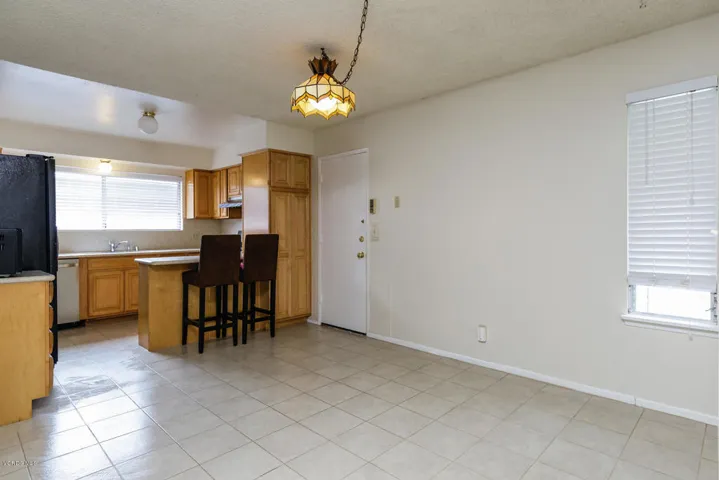 2065 Sanford St Oxnard CA-MLS_Size-005-3