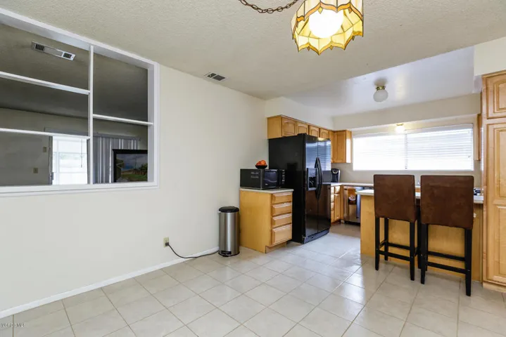 2065 Sanford St Oxnard CA-MLS_Size-006-1