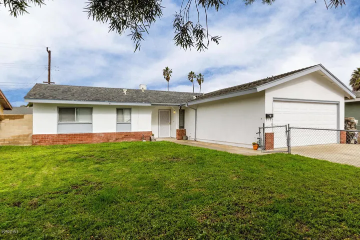 2065 Sanford St Oxnard CA-MLS_Size-001-8