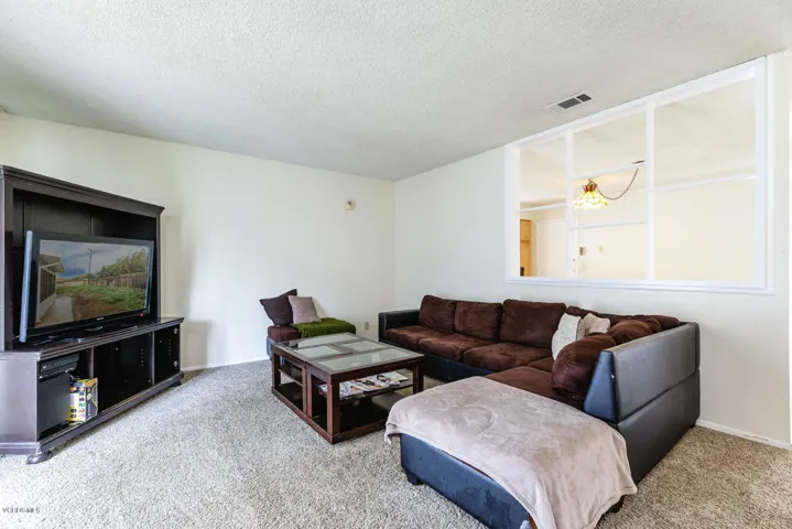 2065 Sanford St Oxnard CA-MLS_Size-003-1
