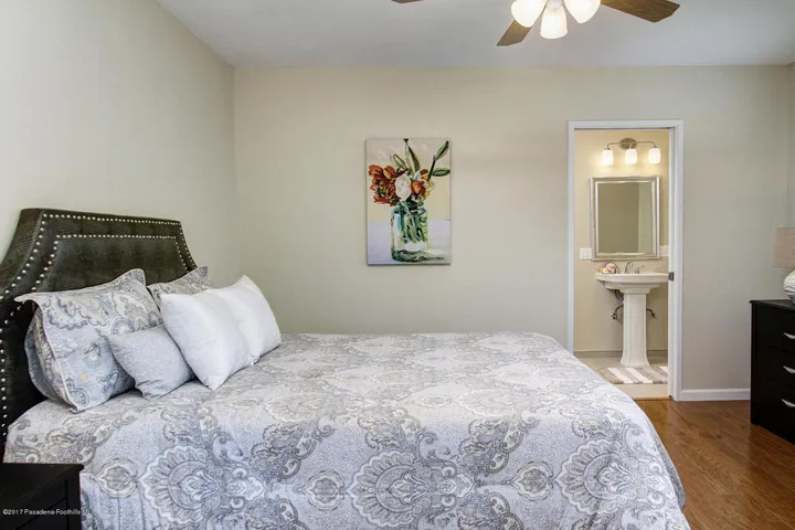 Milton Dr 528 016-mls