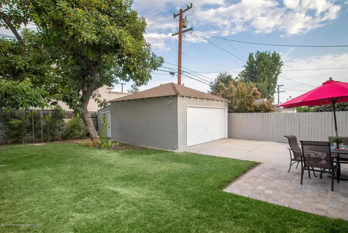 Milton Dr 528 027-mls