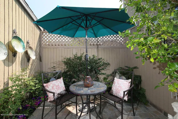 423 W. Walnut Patio 2