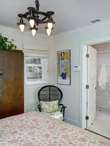 Griffin Ave 4424 019-mls