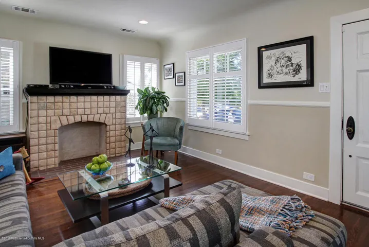 Griffin Ave 4424 007-mls