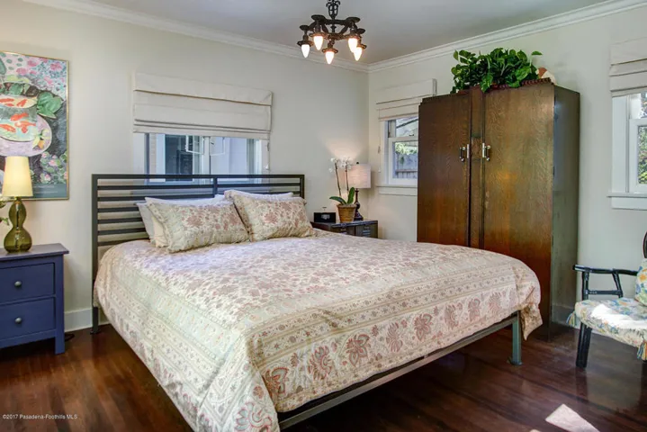 Griffin Ave 4424 017-mls