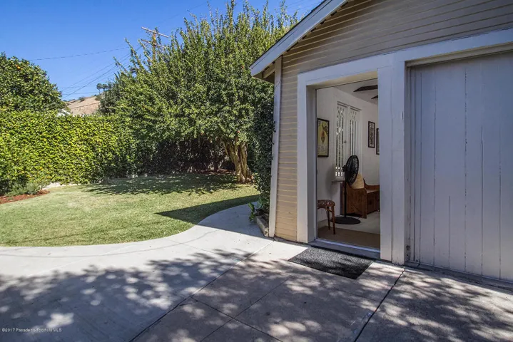 Griffin Ave 4424 026-mls