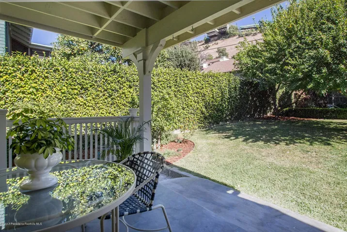 Griffin Ave 4424 023-mls