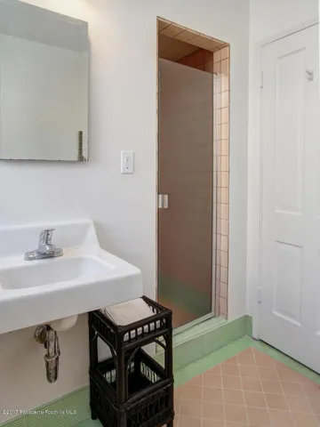 Daroca Ave 528 018-mls