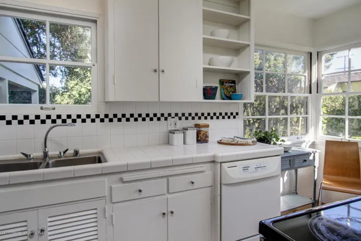 Daroca Ave 528 012-mls