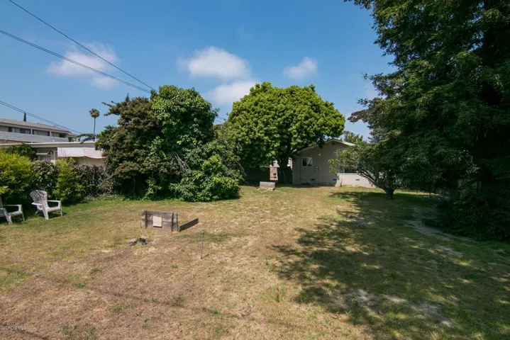 6567 College Dr-MLS_Size-025-21-Back Yar