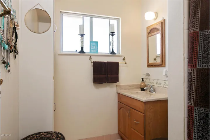 6567 College Dr-MLS_Size-022-2-Bathroom-