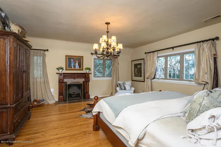 GYP_1101 Olive Ln_037_MLS
