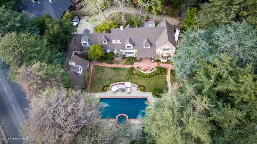 GYP_1101 Olive Ln_089_MLS