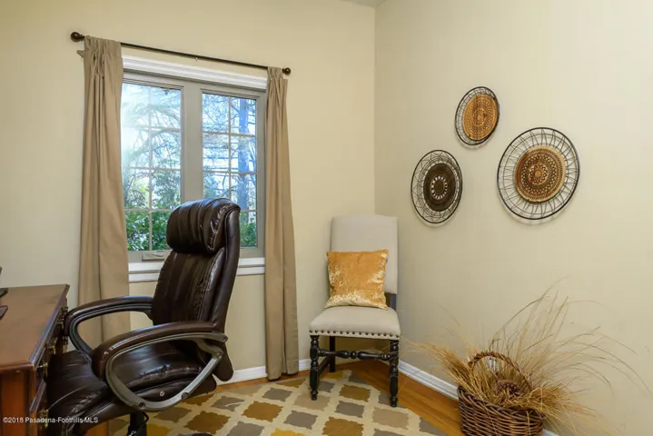 GYP_1101 Olive Ln_035_MLS