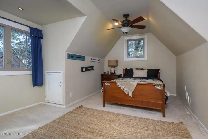 GYP_1101 Olive Ln_061_MLS