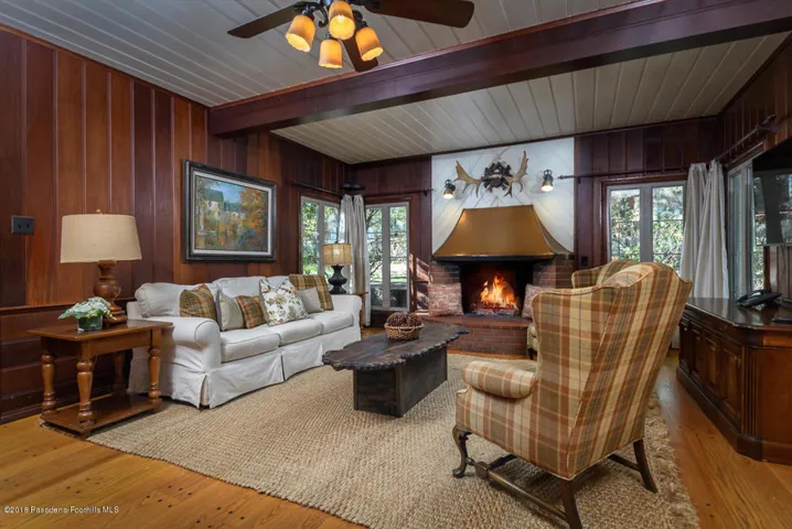 GYP_1101 Olive Ln_024_MLS