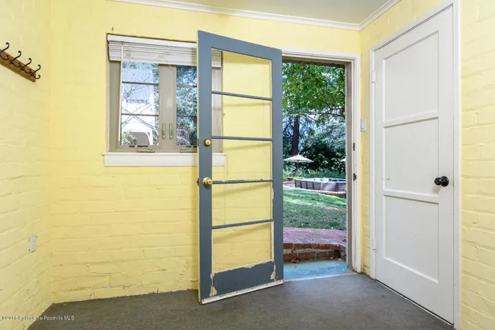 GYP_1101 Olive Ln_076_MLS