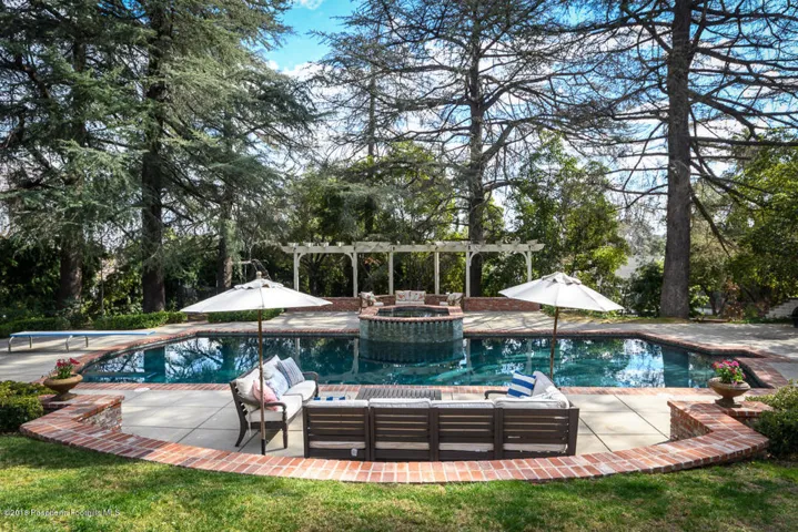 GYP_1101 Olive Ln_063_MLS