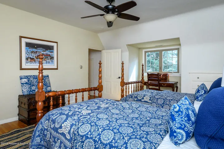 GYP_1101 Olive Ln_053_MLS